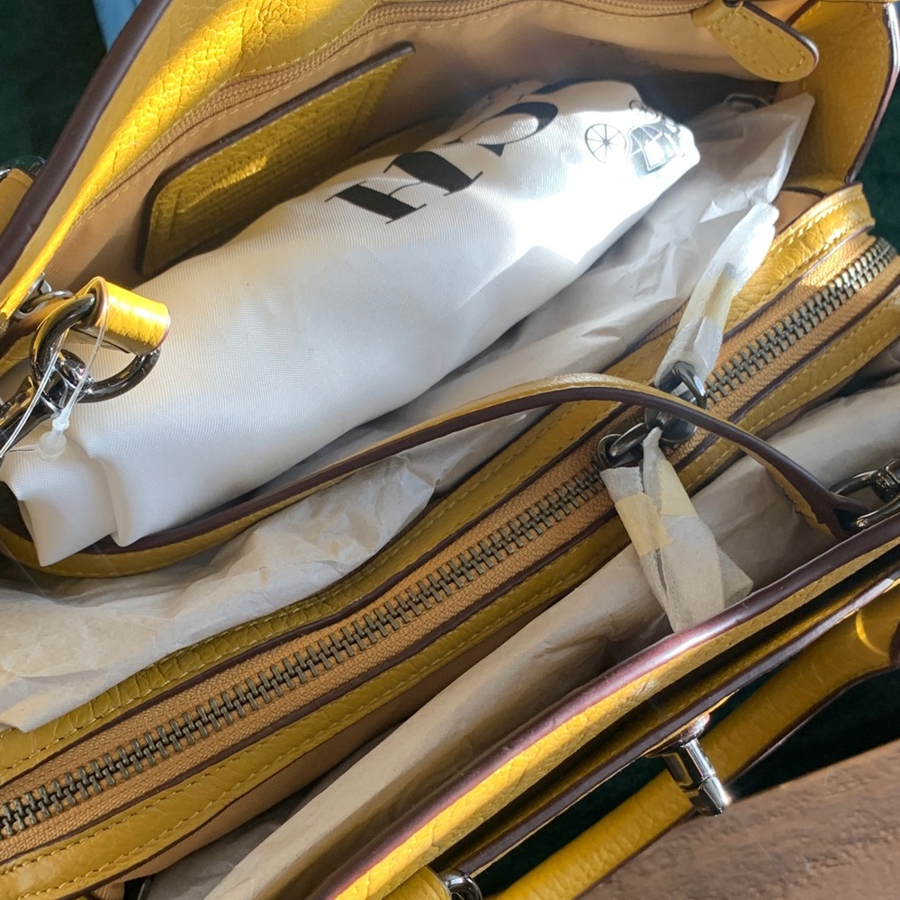 NWT Coach Leather Mercer 30 Mustard Leather Satchel. - Picture 8 of 12